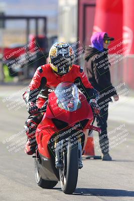 media/Jan-13-2025-Ducati Revs (Mon) [[8d64cb47d9]]/2-A Group/Session 3 (Pregrid)/